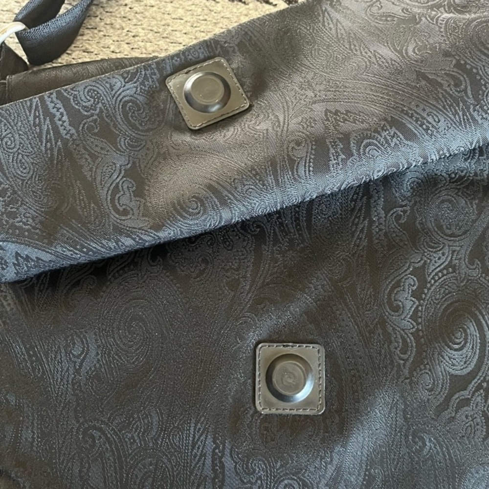 ETRO Rare Vintage Black Paisley Nylon Crossbody With Silver Emblem Bag - Picture 4 of 7